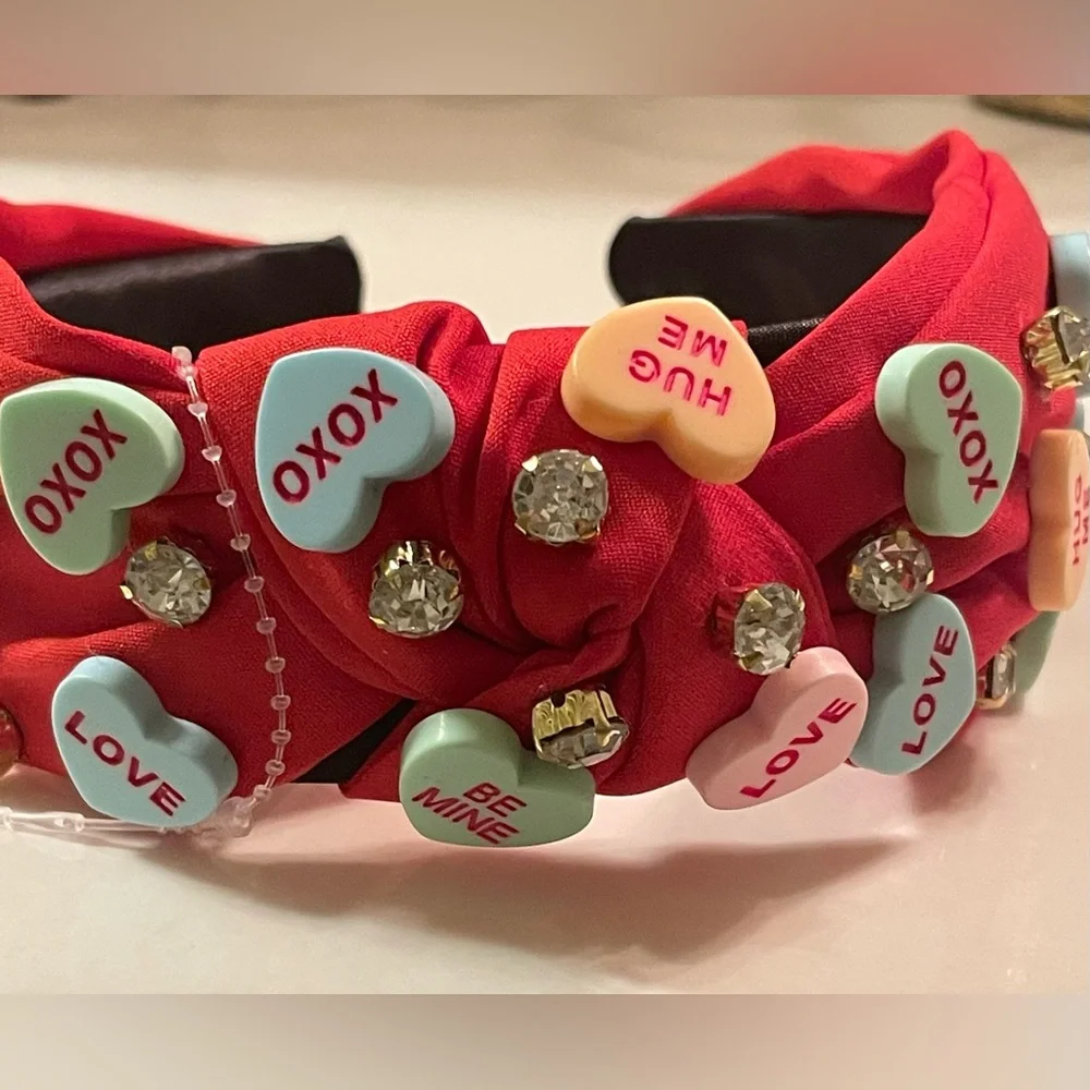 ☀️SALE☀️NWT Valentine’s Day Rhinestones Candy Hearts Top Knot Headband. Red.♥️ - Picture 3 of 7
